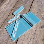 75 antieke plinten turquoise blauw en geblokte randjes