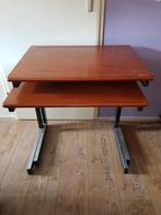 Oude schooltafels / industrieel bureau, Industrieel, Ophalen, Zo goed als nieuw, Schoolbureau