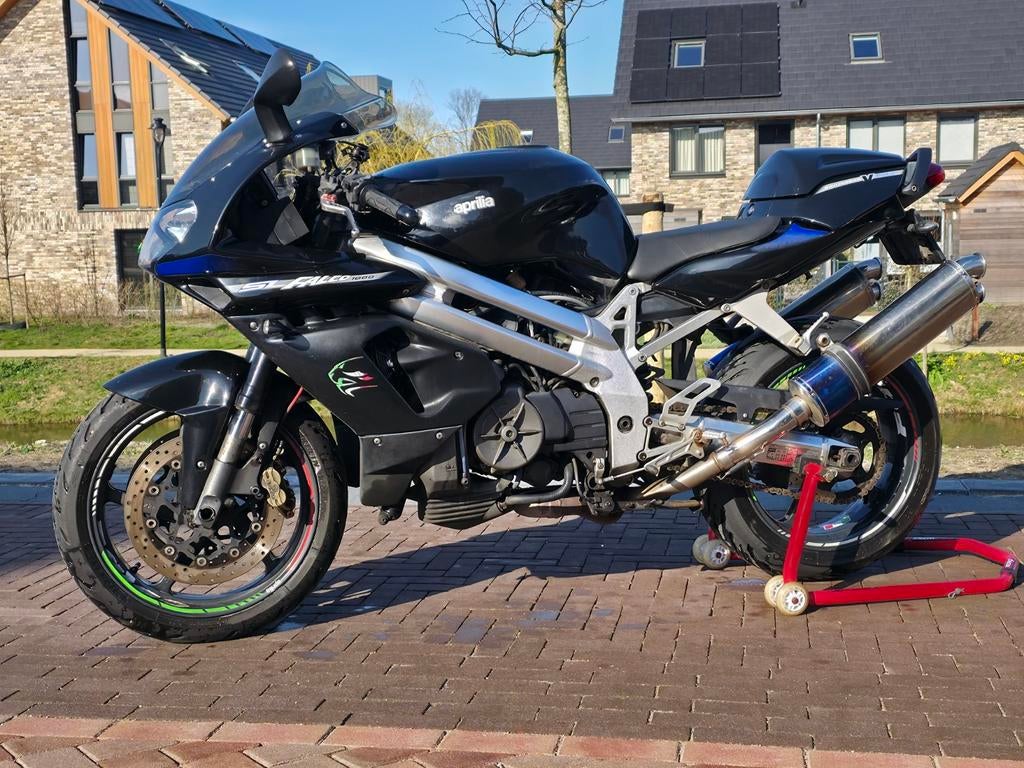 Aprilia SL1000 Falco, 2 cilinders, Sportuitlaat, Sport, Particulier