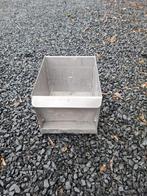 Twee R.V.S. Lijmbakken t.b.v. kalkzandsteen blokken., Ophalen, Gebruikt, Kalkzandstenen