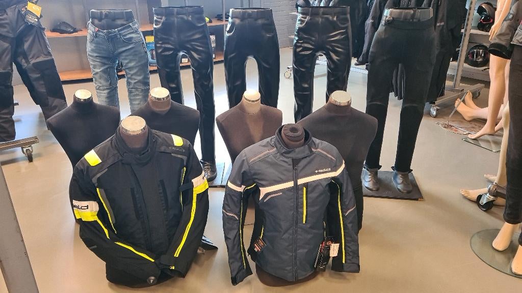 15 x kleding bustes / benen tbv etalage/winkel, Ophalen, Nvt, Nvt, Nvt
