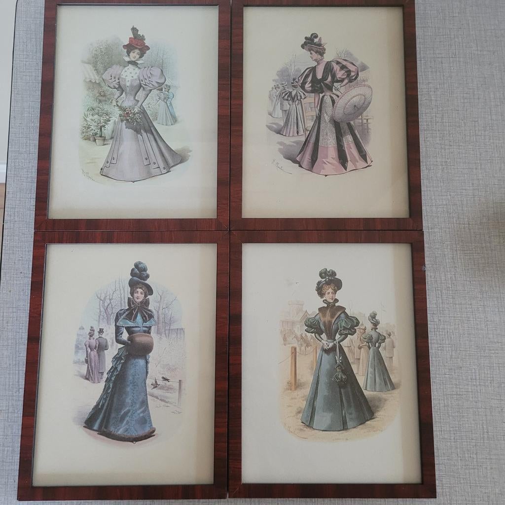 Oude Franse mode schilderijtjes, Ophalen of Verzenden, Minder dan 50 cm, Schilderij, Minder dan 50 cm