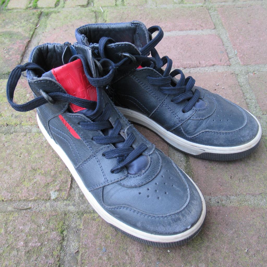 mooie schoenen maat 34, Gebruikt, Schoenen, Ophalen of Verzenden, Jongen