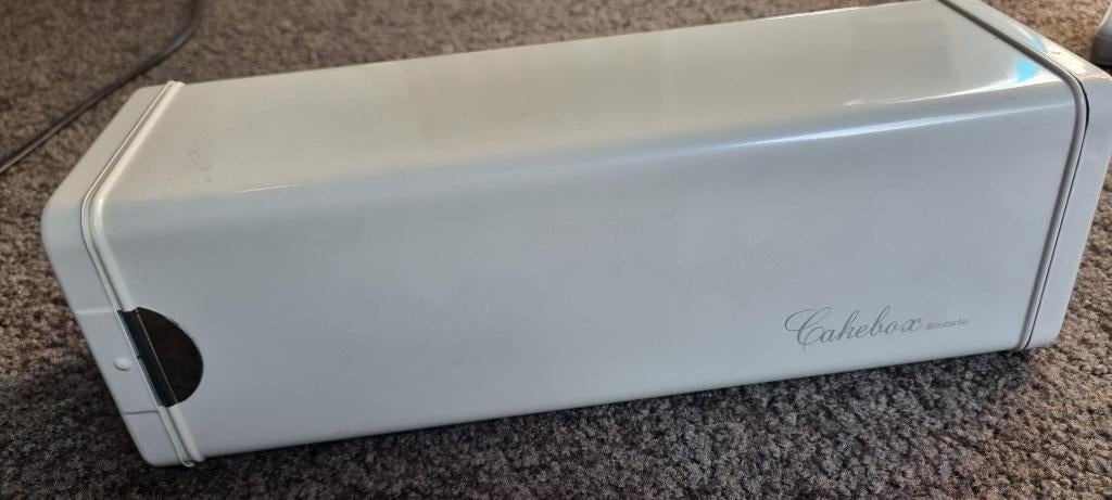 Ontbijtkoek-/ cakebox met snijplankje., Ophalen, Nieuw