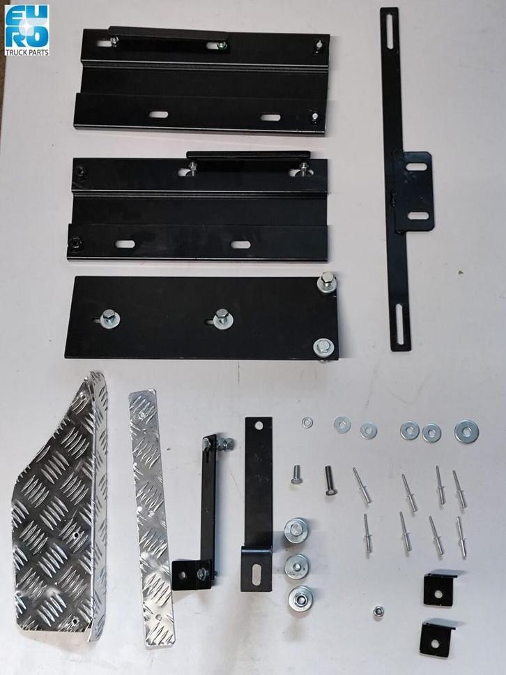 BEUGELSET SCANIA R SIDESKIRT WB 3700 EURO 5 => 2013 000009C, Auto-onderdelen, Vrachtwagen-onderdelen, Scania, Verlichting, Nieuw