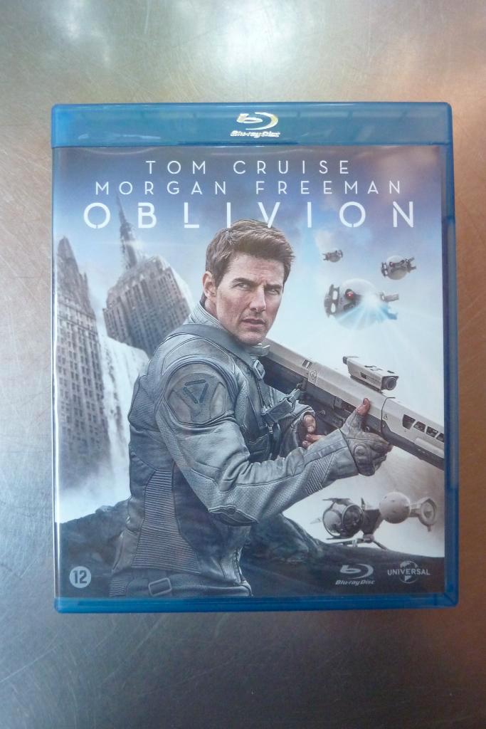 Oblivion (Tom Cruise, Morgan Freeman), Cd's en Dvd's, Blu-ray, Zo goed als nieuw, Science Fiction en Fantasy, Ophalen of Verzenden