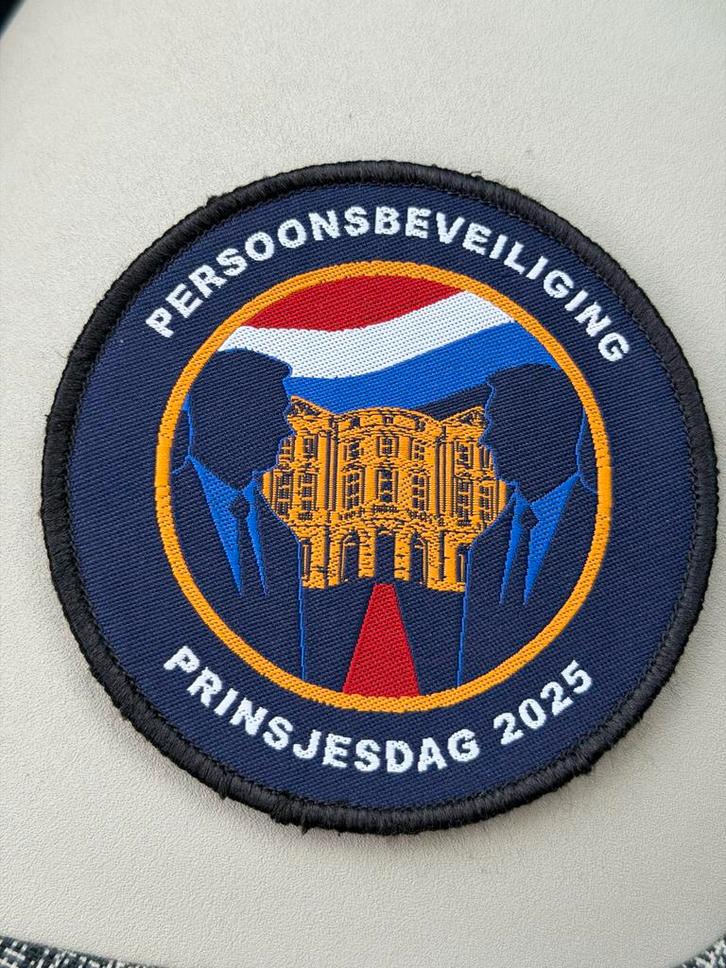 Badges Justitie, DV&O en DKDB - Diverse Dienst Emblemen, Verzamelen, Overige Verzamelen, Nieuw, Ophalen of Verzenden