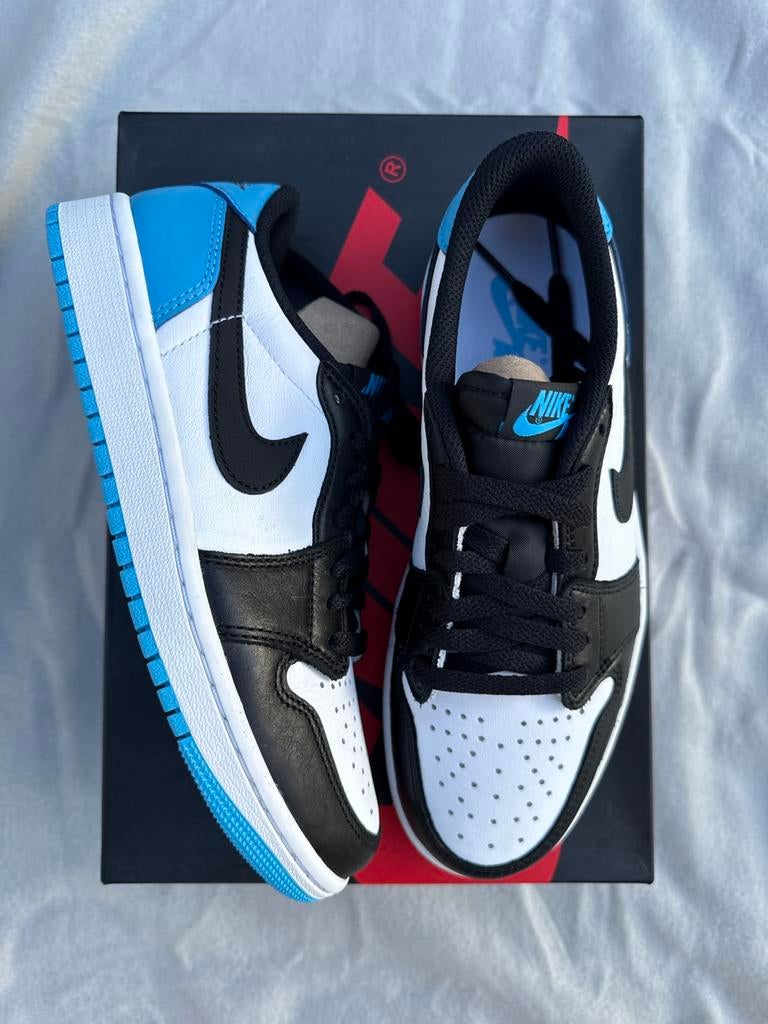 Air Jordan 1 Low UNC Toe - Maat 38.5, Kleding | Dames, Schoenen, --, Blauw, Nieuw, Ophalen of Verzenden
