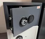 Zeer degelijke Sistec kluis en brandkast elo3 et3, Ophalen, Zo goed als nieuw, Brandkast