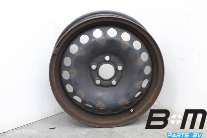 1 losse 15 inch stalen velg VW Polo 2G 2Q0601027A, Auto-onderdelen, Banden en Velgen, Gebruikt, Velg(en)