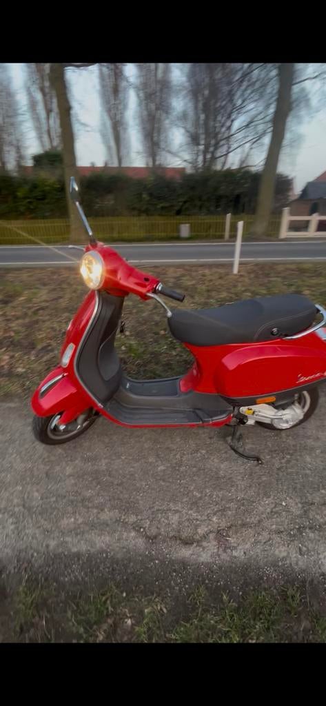 Vepsa brom, Fietsen en Brommers, Scooters | Vespa, Ophalen, Zo goed als nieuw, Benzine, Vespa LX