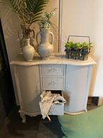 Vintage/ brocante kastje, Huis en Inrichting, Kasten | Overige, Ophalen, Zo goed als nieuw