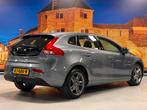 Volvo V40 2.0 D2 Kinetic Navi Clima LED PDC Trekhaak Half Le, Voorwielaandrijving, Gebruikt, 4 cilinders, Leder en Stof