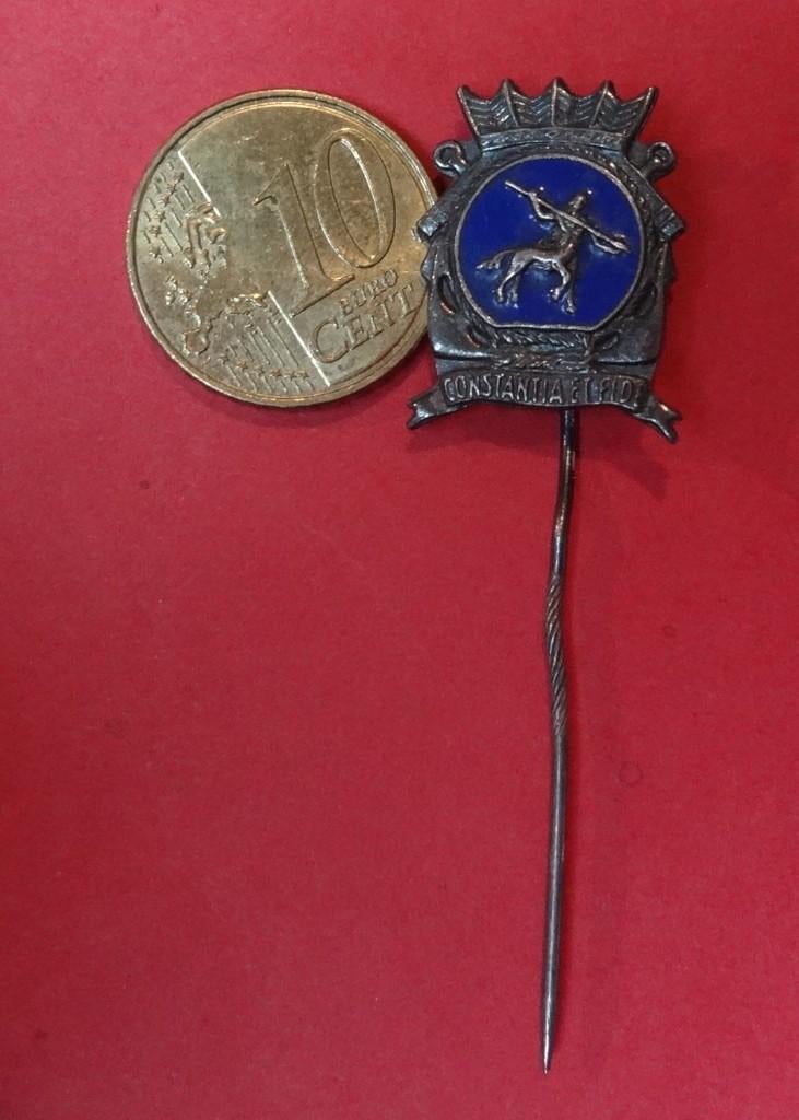 Prachtige oude emaille MARINE speldje CONSTANTIA ET FIDE (17, Ophalen of Verzenden, Marine, Nederland, Embleem of Badge
