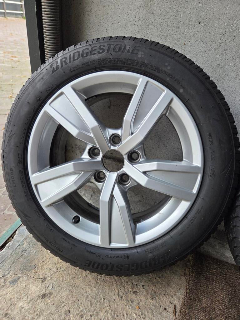 Velgen plus winterbanden Audi A3 16inch en A4 16inch, Auto-onderdelen, Banden en Velgen, Ophalen, 16 inch, Banden en Velgen, 205 mm