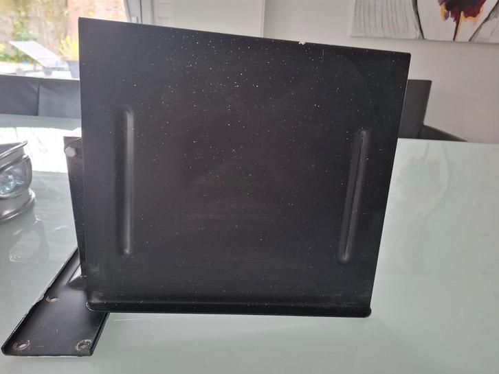 Verstelbare muurbeugel voor monitor/tv - Zwart metaal 30x28, Audio, Tv en Foto, Televisie-accessoires, Gebruikt, Ophalen of Verzenden