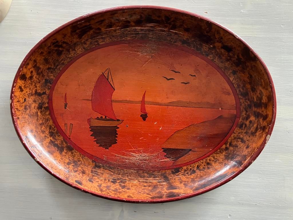 Vietnam / Indochine Circular Lacquered Wooden Plate 3 boats., Ophalen of Verzenden