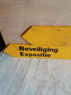 2 prachtige oude houten borden spoorwegen dubbel zijdig 60cm, Trein, Gebruikt, Overige typen, Ophalen of Verzenden