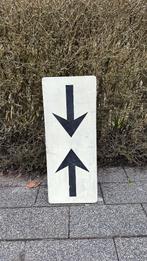 Overstekend verkeer, verkeersbord, Ophalen, Zo goed als nieuw