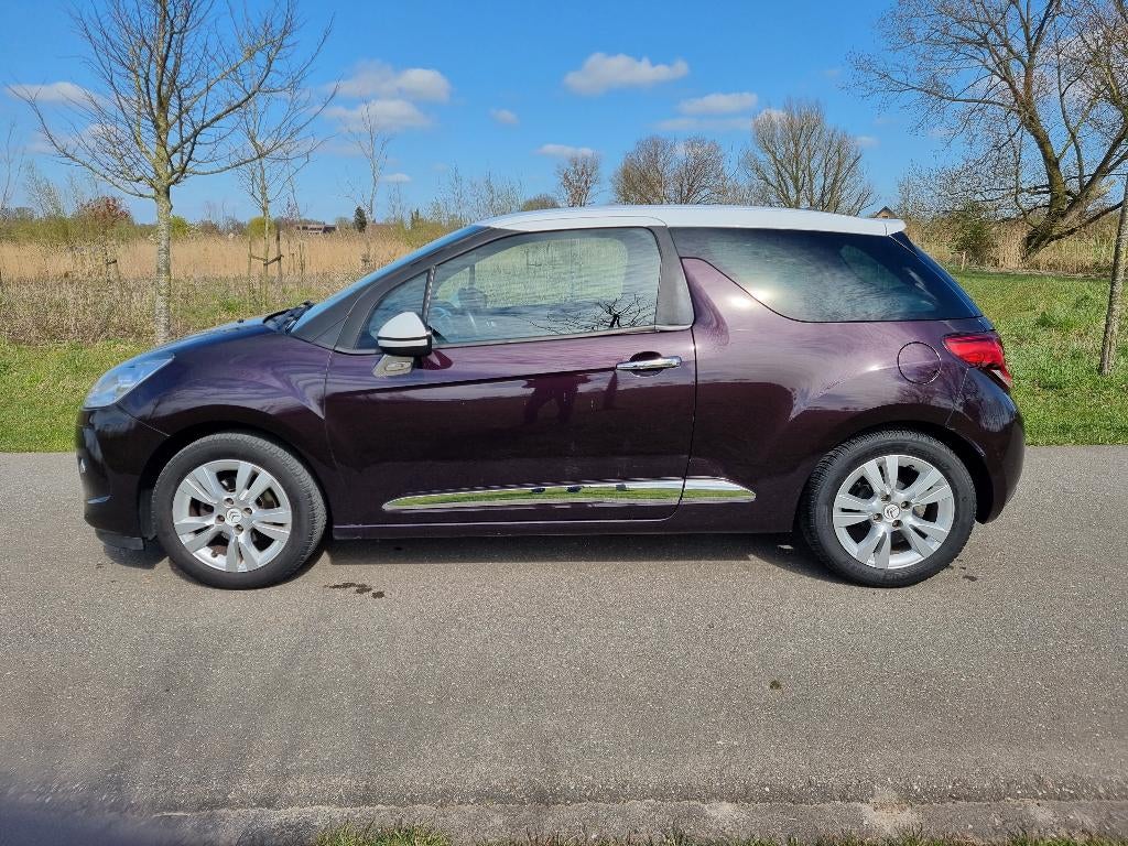 Citroën DS3 1.2 VTI, airco, navigatie, trekhaak, 2015, Auto's, Voorwielaandrijving, Origineel Nederlands, Bedrijf, Handgeschakeld