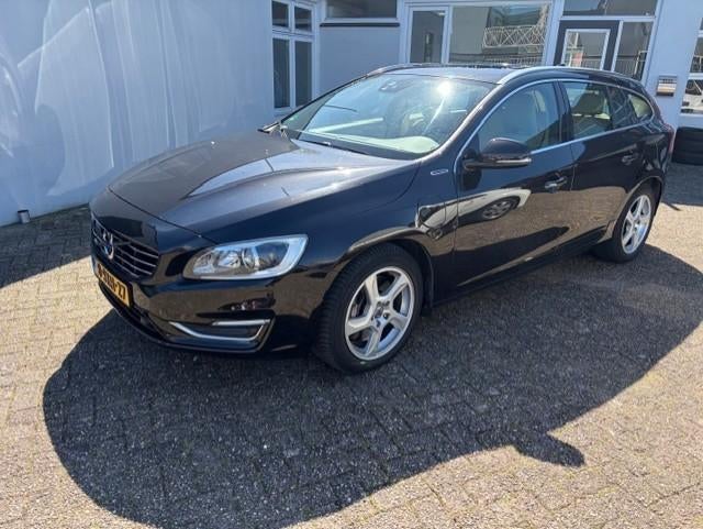Volvo V60 D6 215pk Plug-in Hybrid 2013 Zwart trekhaak  leder, Auto's, Volvo, Particulier, V60, Achteruitrijcamera, Airconditioning