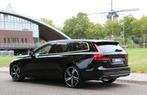 Volvo V60 2.0 T8 Plug-in Hybrid AWD Plus R-Line 341Pk Aut Fu, Auto's, Volvo, Automaat, Gebruikt, Zwart, Vierwielaandrijving