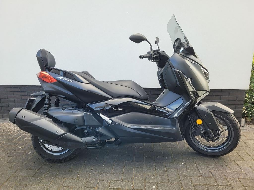 YAMAHA X MAX 400 IRON MAX-Paasaanbieding! 3999,-euro (bj 201, Motoren, Motoren | Yamaha, Scooter, 395 cc, Bedrijf, Onbekend