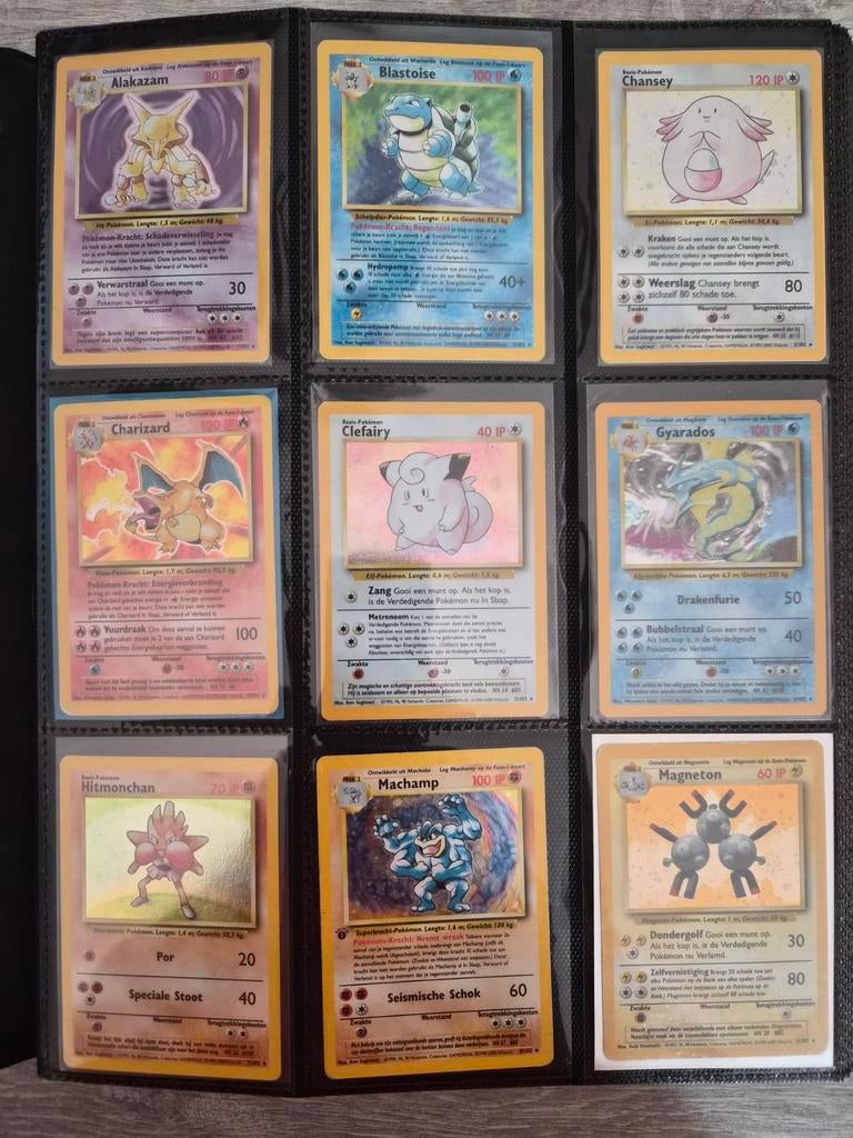 Base set nederlands compleet 102/102, Hobby en Vrije tijd, Verzamelkaartspellen | Pokémon, Ophalen of Verzenden, Gebruikt, Meerdere kaarten