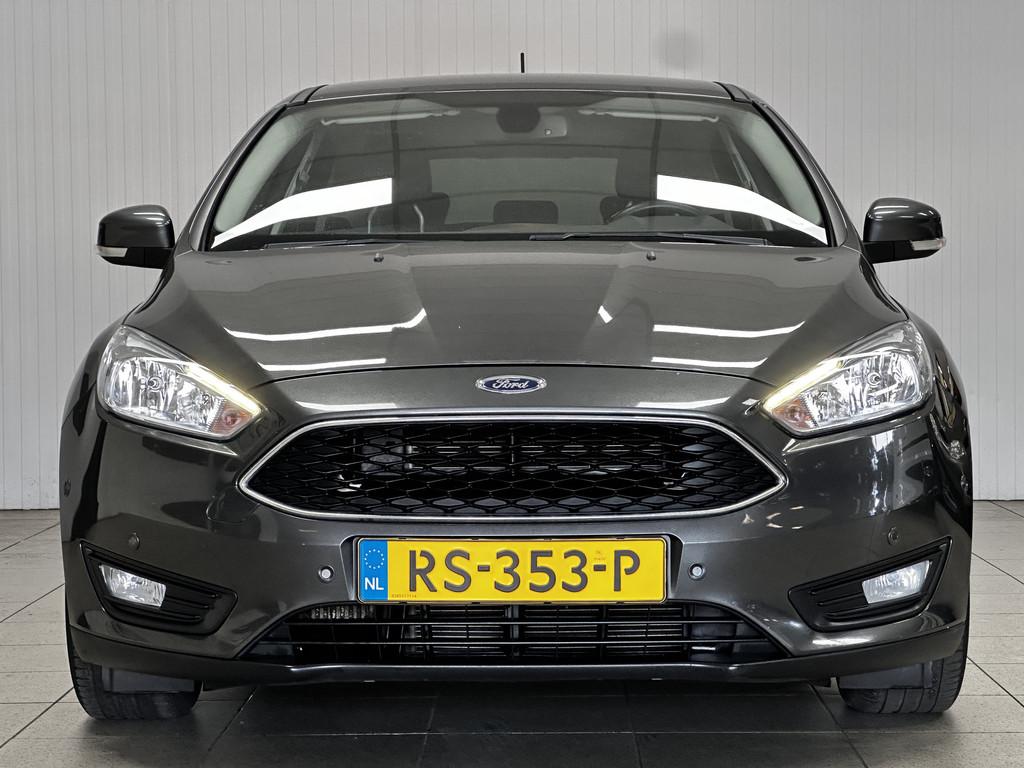 Ford Focus 1.0 Titanium/ Trekhaak/ 16'' LMV/ Camera/ Extra g, Auto's, Ford, Stof, Gebruikt, USB, 999 cc