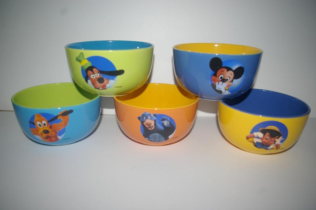 Uitgave ESSO   Disney borden, schaaltjes en bekers, Ophalen of Verzenden, Nieuw, Gebruiksvoorwerp