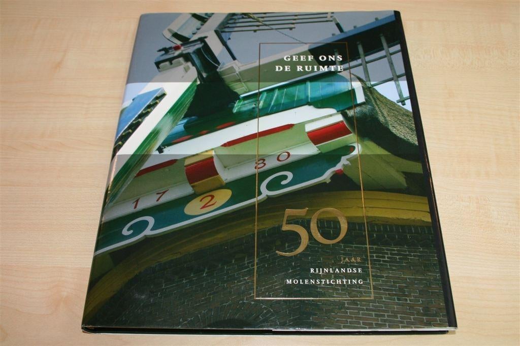 De Molens van Rijnland — 45 Molens & 58 Molenaars, Ophalen of Verzenden, Zo goed als nieuw