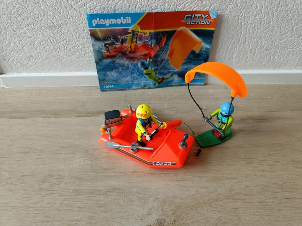 Playmobil City Action 70144 - Reddingsboot met Kitesurfer, Ophalen of Verzenden, Zo goed als nieuw, Complete set
