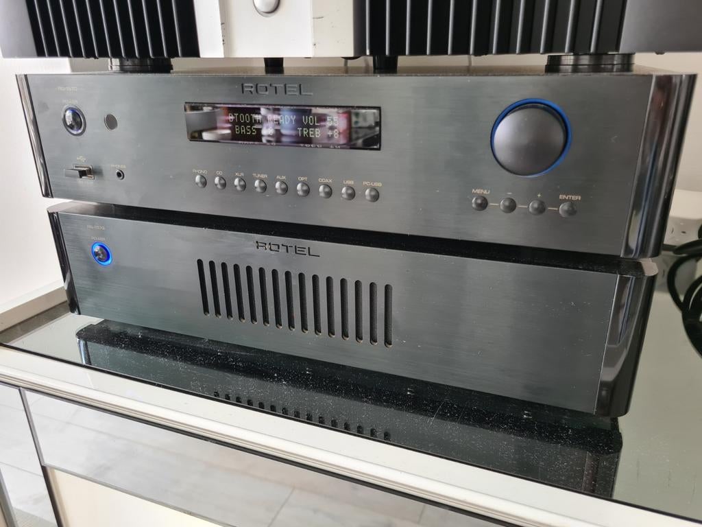 Rotel RC 1570 voorversterker & RB 1572 eindversterker, Ophalen, 120 watt of meer, Overige merken