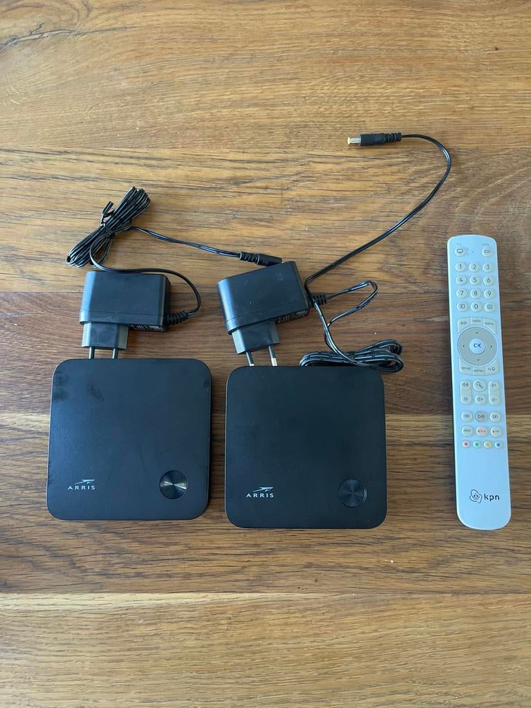 KPN Arris VIP5202 Decoders (2 stuks) met afstandsbediening, Ophalen of Verzenden, Gebruikt, Decoder