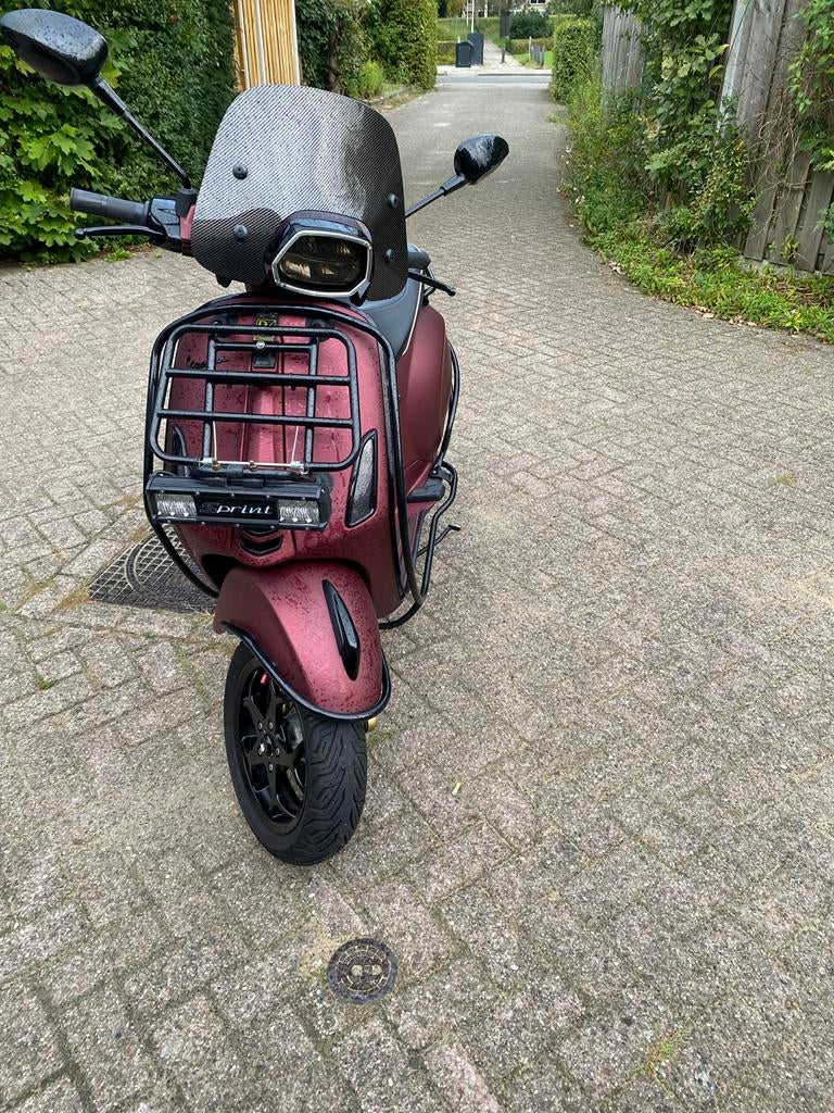 Vespa Sprint 80cc 4T3V 2019 - Mat Bordeaux Rood, Fietsen en Brommers, Scooters | Vespa, Ophalen, Gebruikt, Overige modellen, Maximaal 45 km/u