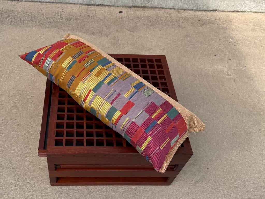 PODE langwerpig design kussen ontwerp CLAIRE VOS 75x30, Overige kleuren, |, Ophalen of Verzenden, Zo goed als nieuw