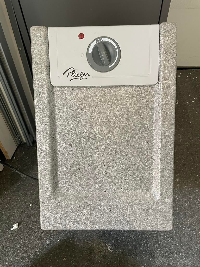 Plieger 10 liter boiler - Zo goed als nieuw, Doe-het-zelf en Verbouw, Geisers en Boilers, Zo goed als nieuw, Minder dan 20 liter