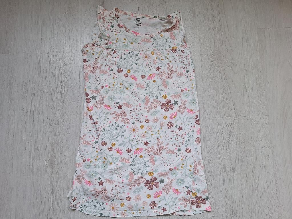 Witte nachtjapon met bloemen van HEMA, maat 122/128, Nacht- of Onderkleding, Gebruikt, Meisje, Ophalen of Verzenden