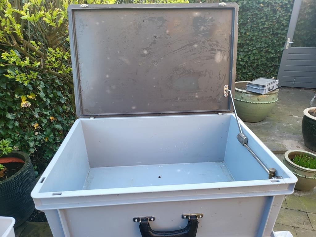 Aasbak etc voor naast de vlonder, Ophalen of Verzenden