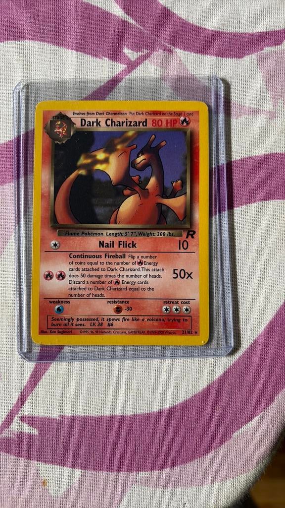 Dark Charizard, Hobby en Vrije tijd, Verzamelkaartspellen | Pokémon, Ophalen of Verzenden, Zo goed als nieuw