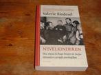 Nevelkinderen : Hoe Anna Himmlers wraak overleefden (Wo2), Ophalen of Verzenden, Zo goed als nieuw, Algemeen, Tweede Wereldoorlog