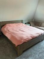 Massief houten tweepersoonsbed (180x210 cm), Ophalen, Gebruikt, Bruin, 210 cm