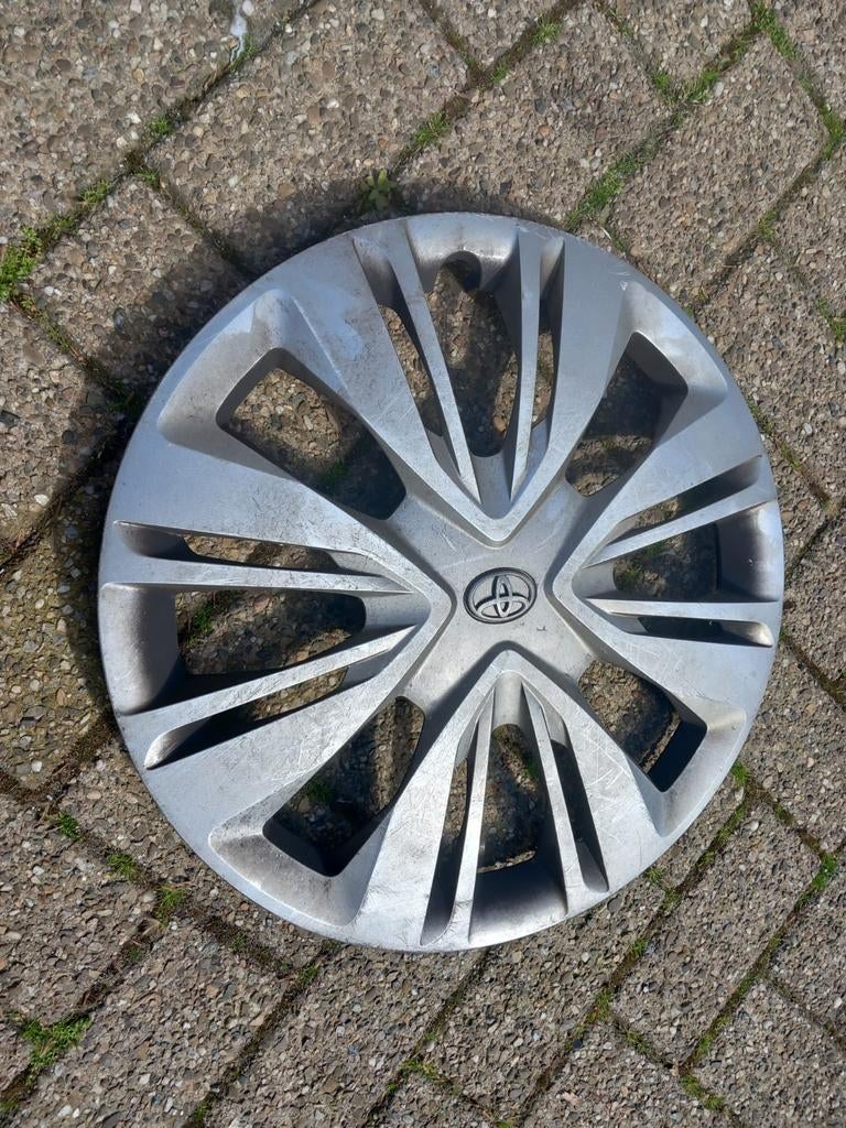 Wieldop Toyota Aygo X bouwjaar 2022., Auto diversen, Wieldoppen, Ophalen of Verzenden, Gebruikt