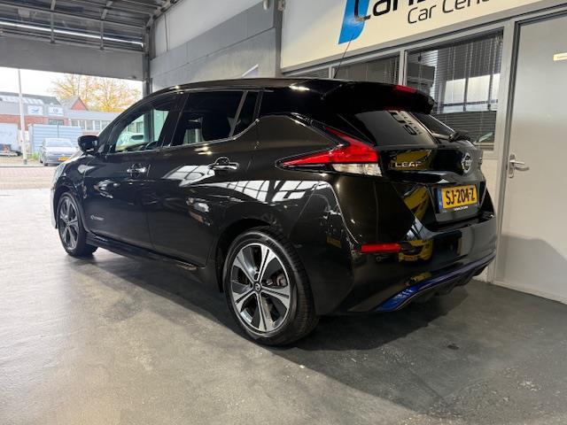 Nissan LEAF 2.ZERO EDITION 40 kWh Navi|Camera|Cruise, Gebruikt, Verwarming stoelen achter, 150 pk, Zwart