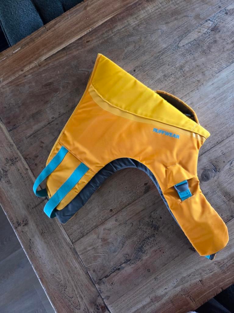 Ruffwear zwemvest maat M, Dieren en Toebehoren, Honden-accessoires, Ophalen, Zo goed als nieuw