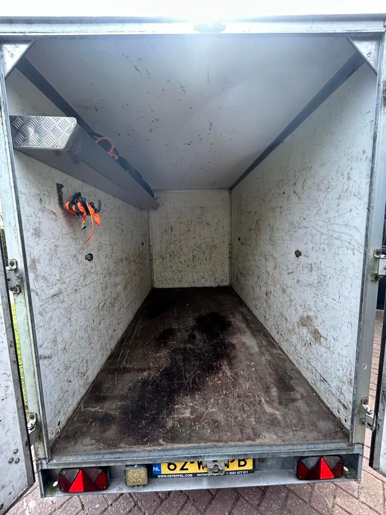 Saris gesloten aanhangwagen - 150x300x180cm, Auto diversen, Aanhangers en Bagagewagens, Gebruikt, Ophalen of Verzenden