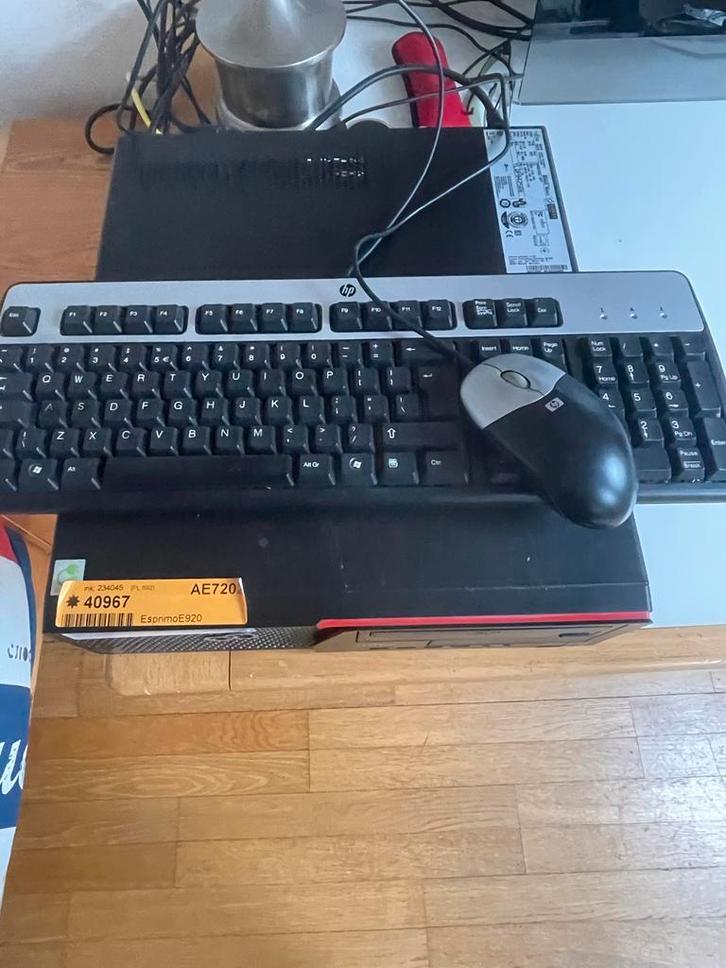 Fujitsu Esprimo E920 Desktop PC met Toetsenbord en Muis, Computers en Software, Desktop Pc's, Gebruikt, 3 tot 4 Ghz, HDD, 4 GB