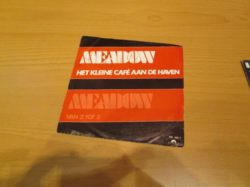 Meadow - Het Kleine Cafe Aan De Haven / Van 2 tot 5, Ophalen of Verzenden, Gebruikt, Pop