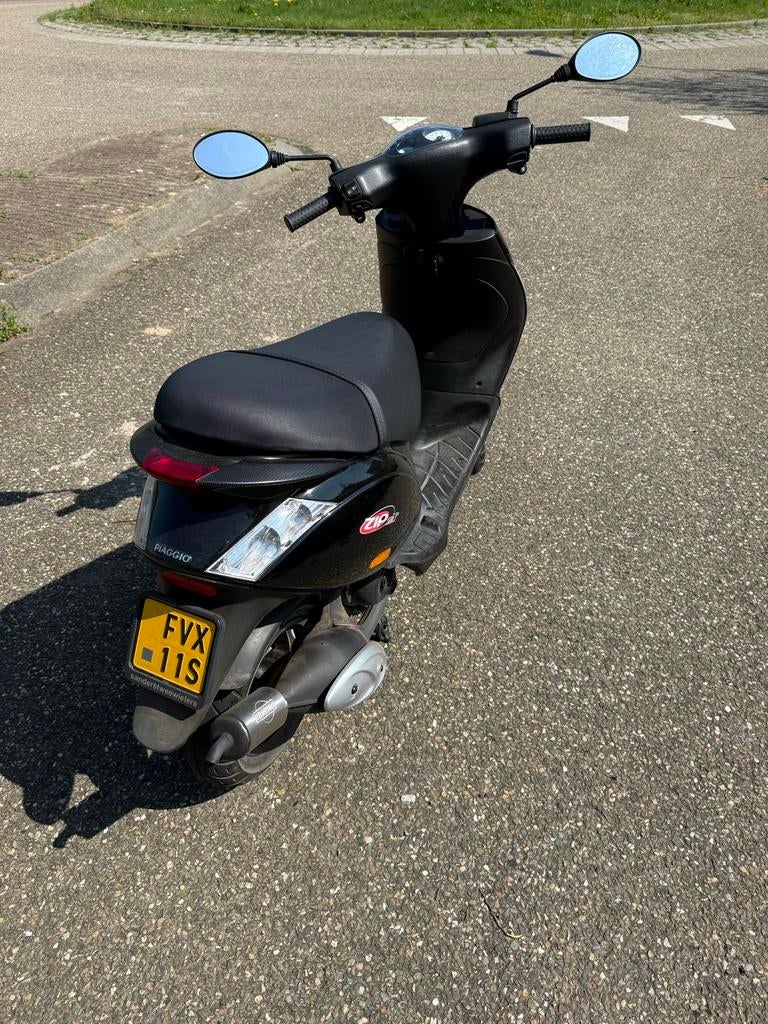 Piaggio Zip 70cc - Zwart, Ophalen of Verzenden, Gebruikt, Benzine, Zip