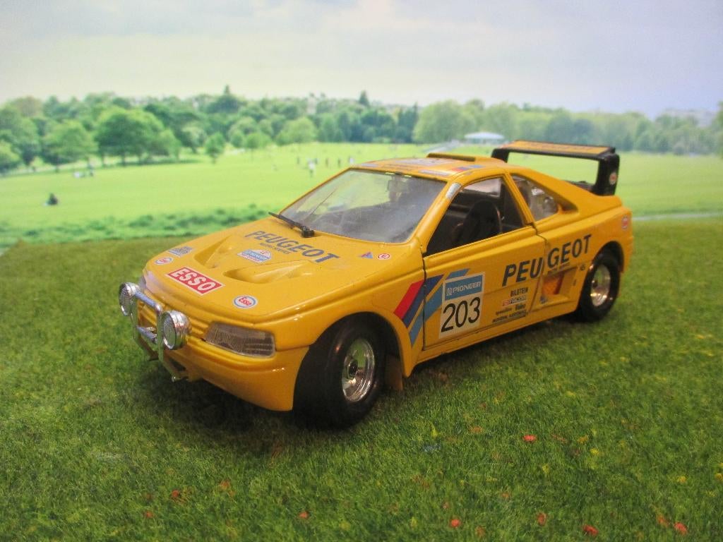 1/24 Peugeot 405 16V Rallye Raid - Bburago, Ophalen of Verzenden, Gebruikt, Bburago
